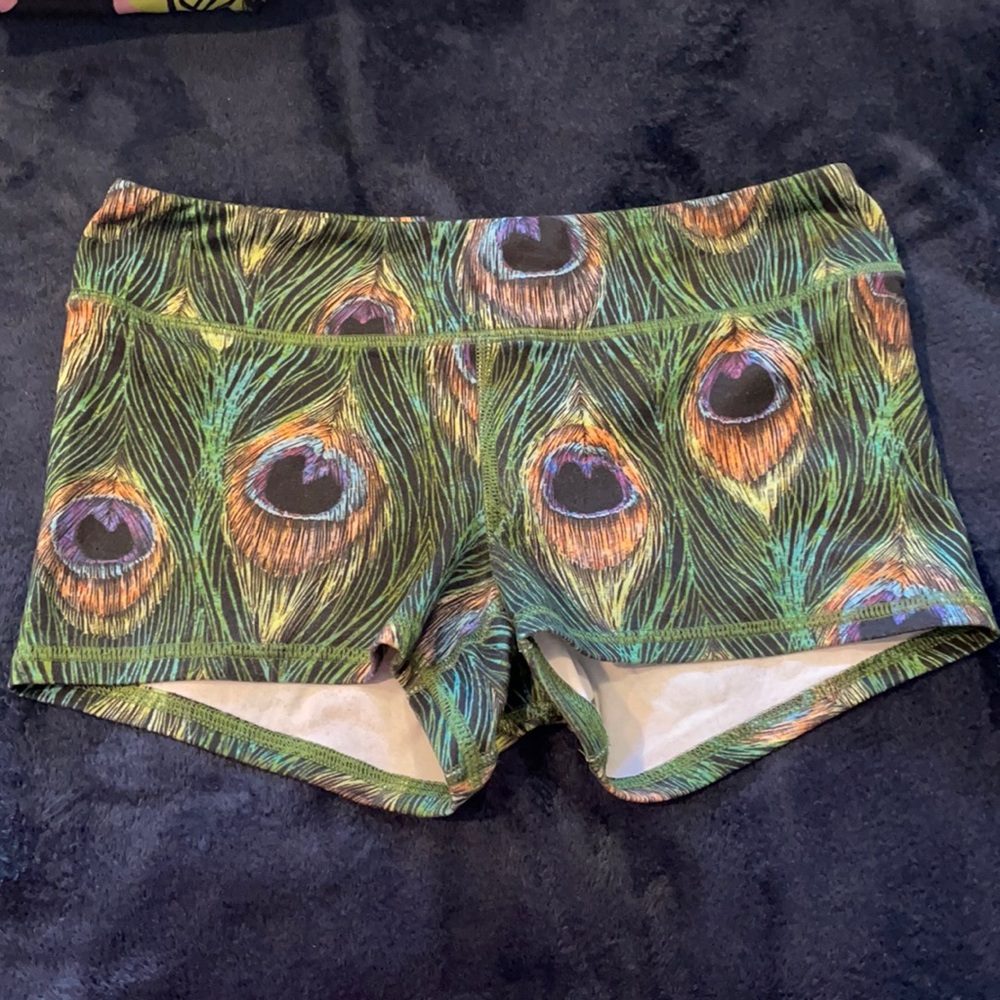 Fleo x DNDL Shorts